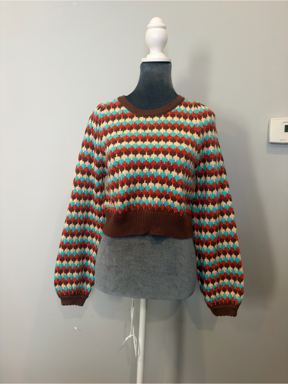 Cider Brown Multicolor Diamond-Print Cropped Crewneck Sweater